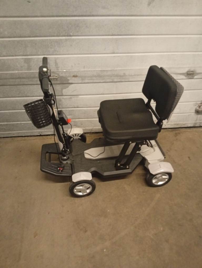 Mobility scooter 