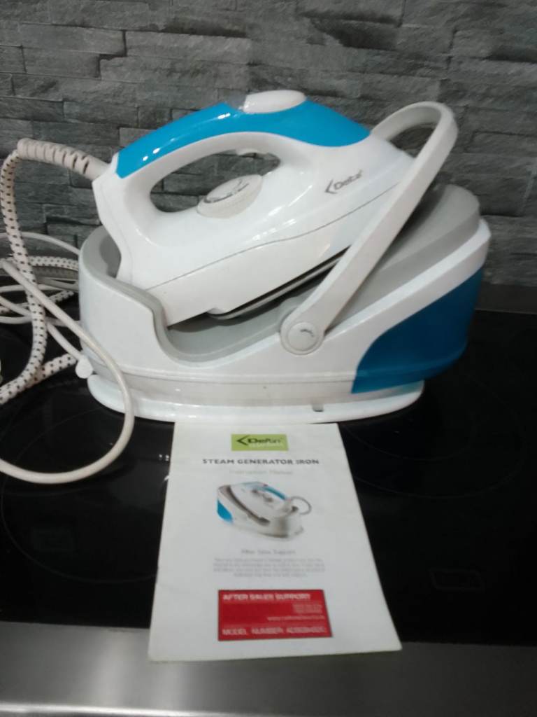 Delta essentials STEAM GENERATOR IRON 