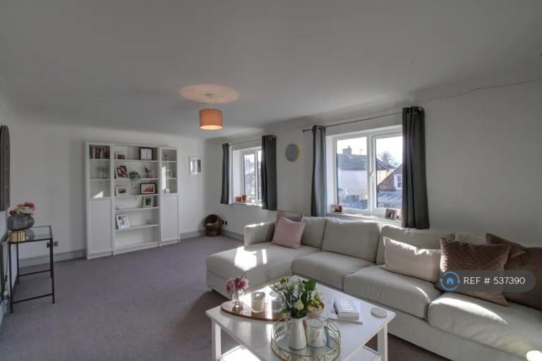 4 bedroom house in Mill Lane, Cambridge, CB25 (4 bed) (#537390)