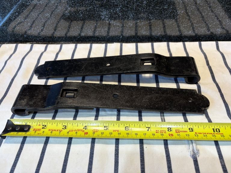 Crank Folded Eye Band  ( I think ) 1 Pair New & Unused