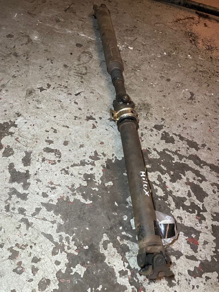 Toyota hilux propshaft recon 