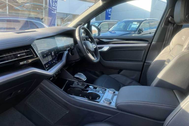 2023 Volkswagen Touareg 3.0 V6 TDI 4Motion Black Edition 5dr Tip Auto SUV Diesel Automatic