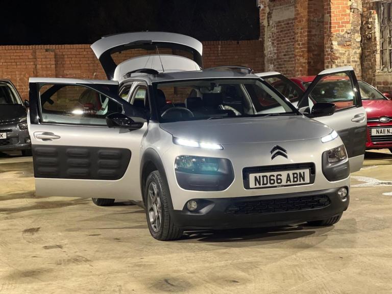 CITROEN C4 CACTUS 1.6 BlueHDi Feel Euro 6 5dr 2016