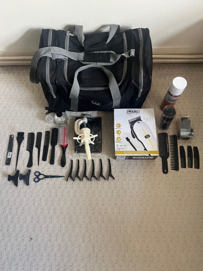 Wahl super taper. Trimmers. Barbering kit. Hair dressing kit. Barber chair. 