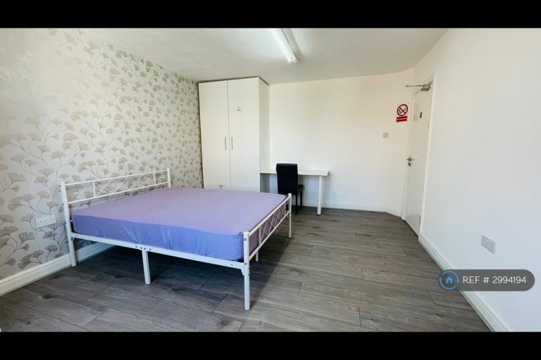 1 bedroom in Slough, Slough, SL1 (#2994194)