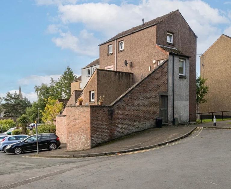 3 Bedroom Property House in City Centre Dundee Location