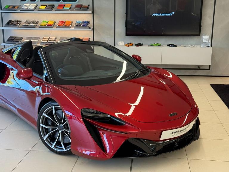  McLaren Artura 3.0T V6 7.4kWh Performance Spider 2dr Petrol Plug-in Hybrid SSG Euro 6 (s/s Petro...