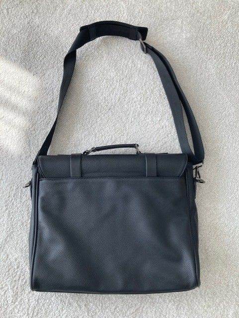 Black messenger/laptop shoulder bag