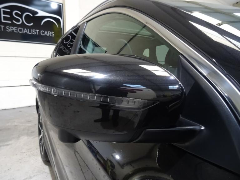 2019 Nissan Qashqai 1.3 DiG-T Tekna 5dr **LOW MILEAGE*ONLY 37000 MILES FROM NEW** HATCHBACK Petro...