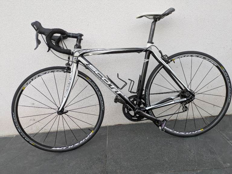 Scott Addict R3 Carbon Road Race Bike 