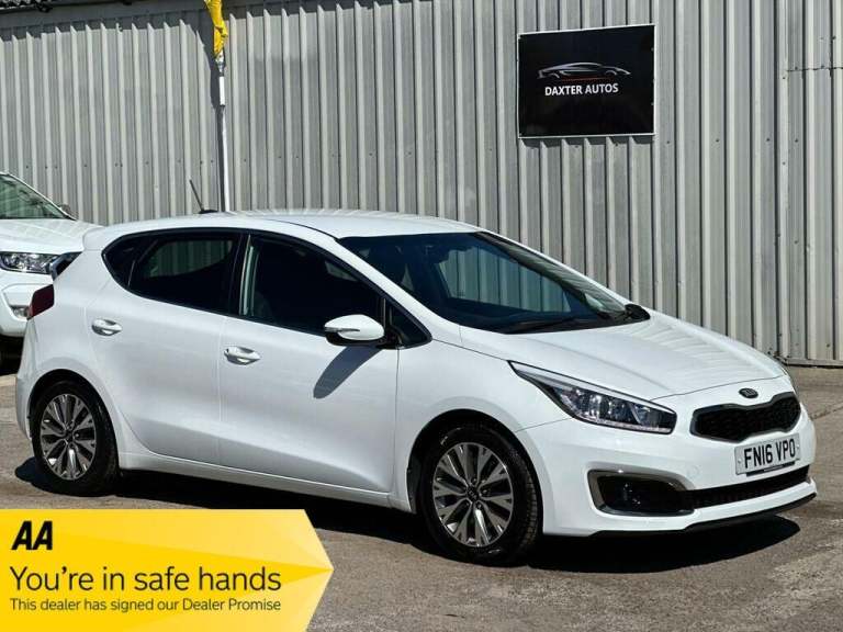 2016 Kia Ceed 1.6 CRDi 3 Euro 6 (s/s) 5dr HATCHBACK Diesel Manual