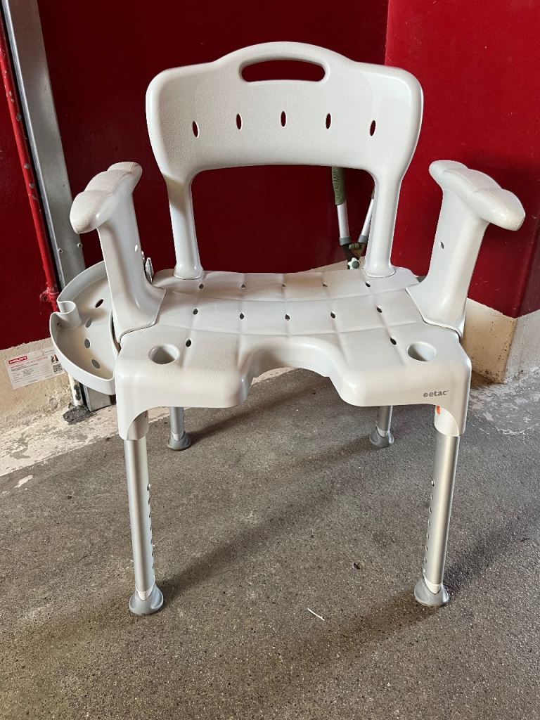 Shower Chair with Armrests – Good Condition
