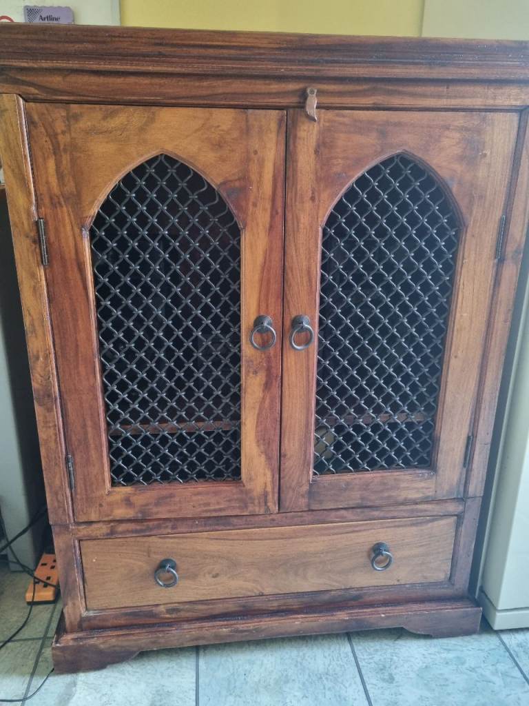 Jali Tv Cabinet