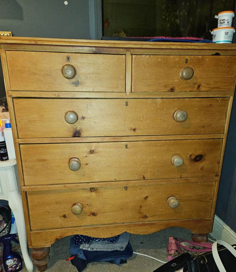 image for Solid wood chest of drawers 