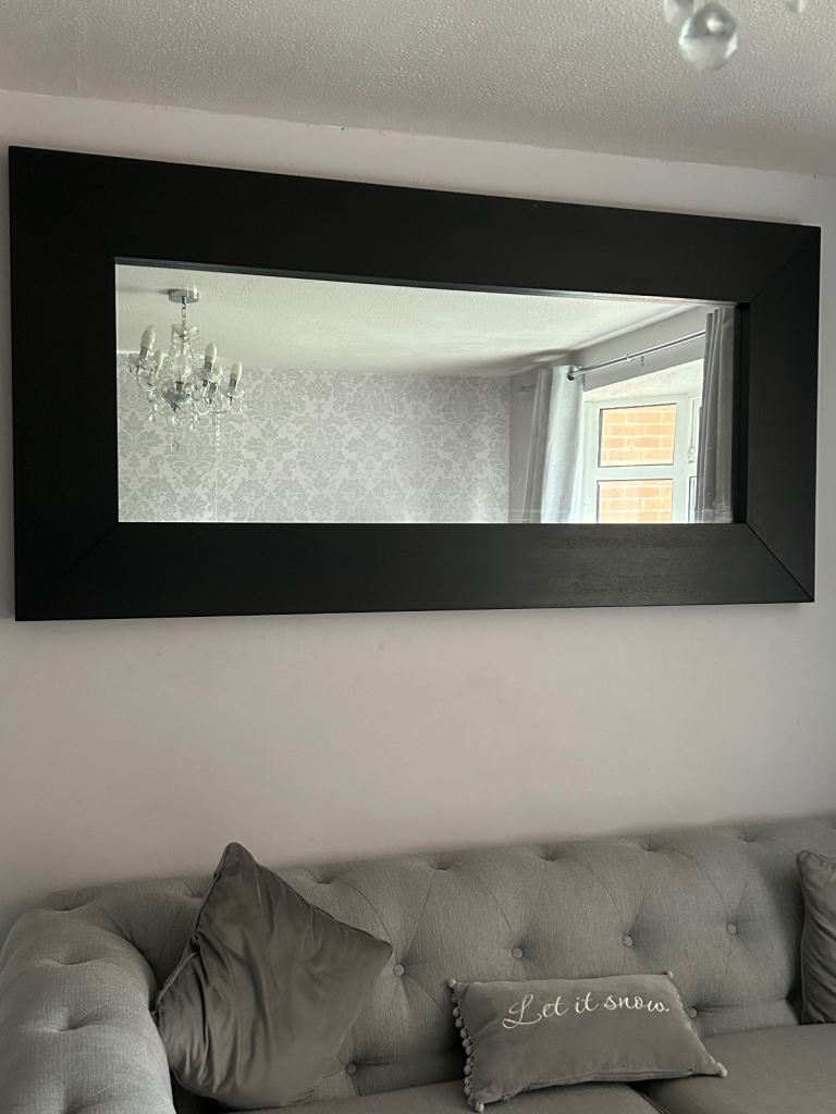 Heavy oblong mirror 