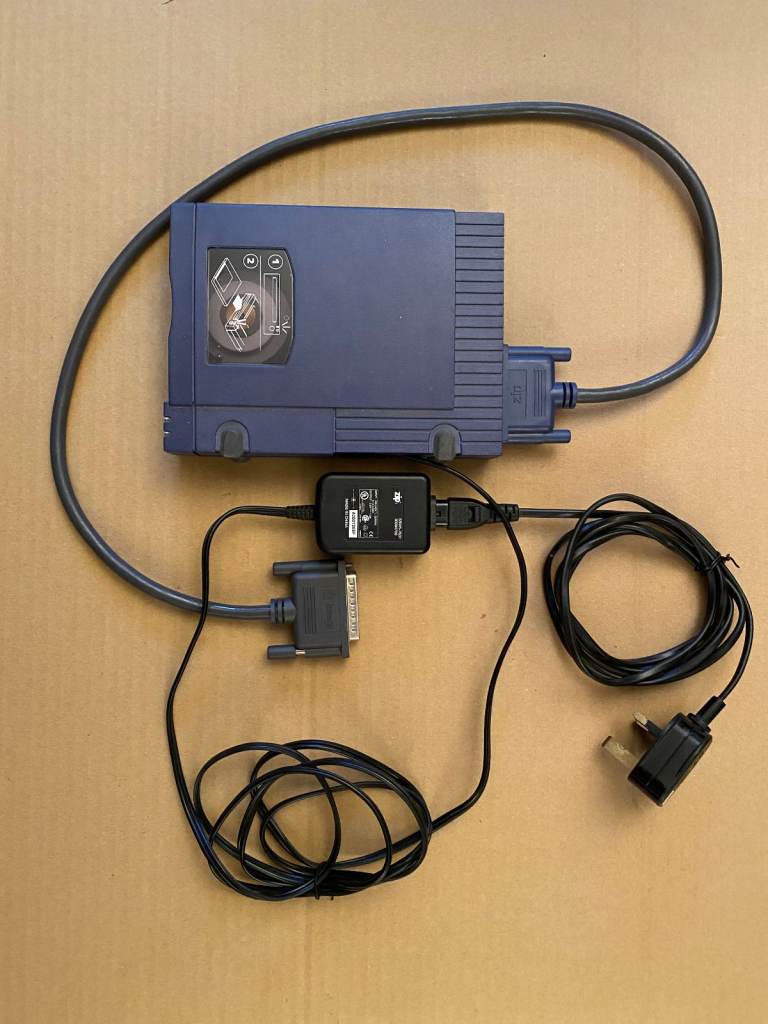 Iomega Jaz Drive 100 Mbyte Parallel with 12 No 100Mbyte discs