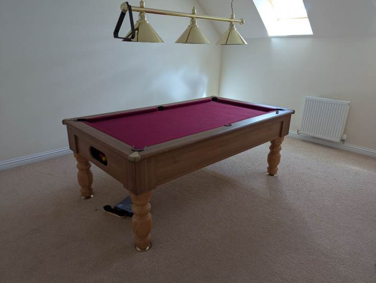 Pool table 7ft "Montpellier" excellent condition 