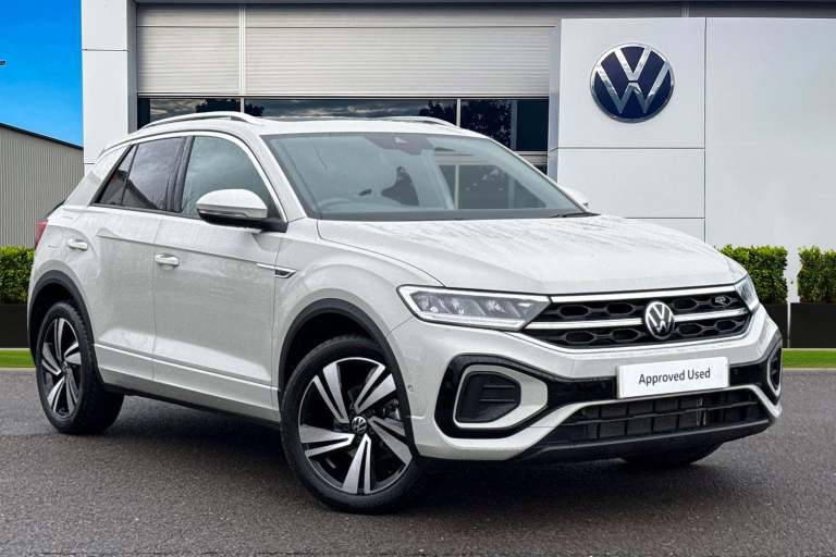 2025 Volkswagen T-Roc 1.5 TSI R-Line 5dr DSG Ã¢Â­ÂPanoramic Sunroof | Keyless entry | 18' & SUV ...