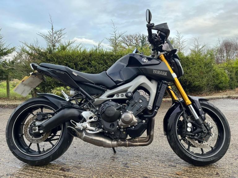 2016 16 YAMAHA MT-09 ABS NAKED MT09 900 TRIPLE 22k MT 09 900 AKRAPOVIC 