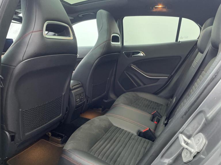 2015 Mercedes-Benz GLA GLA 220d 4Matic AMG Line 5dr Auto [Prem Plus] ESTATE DIESEL Automatic