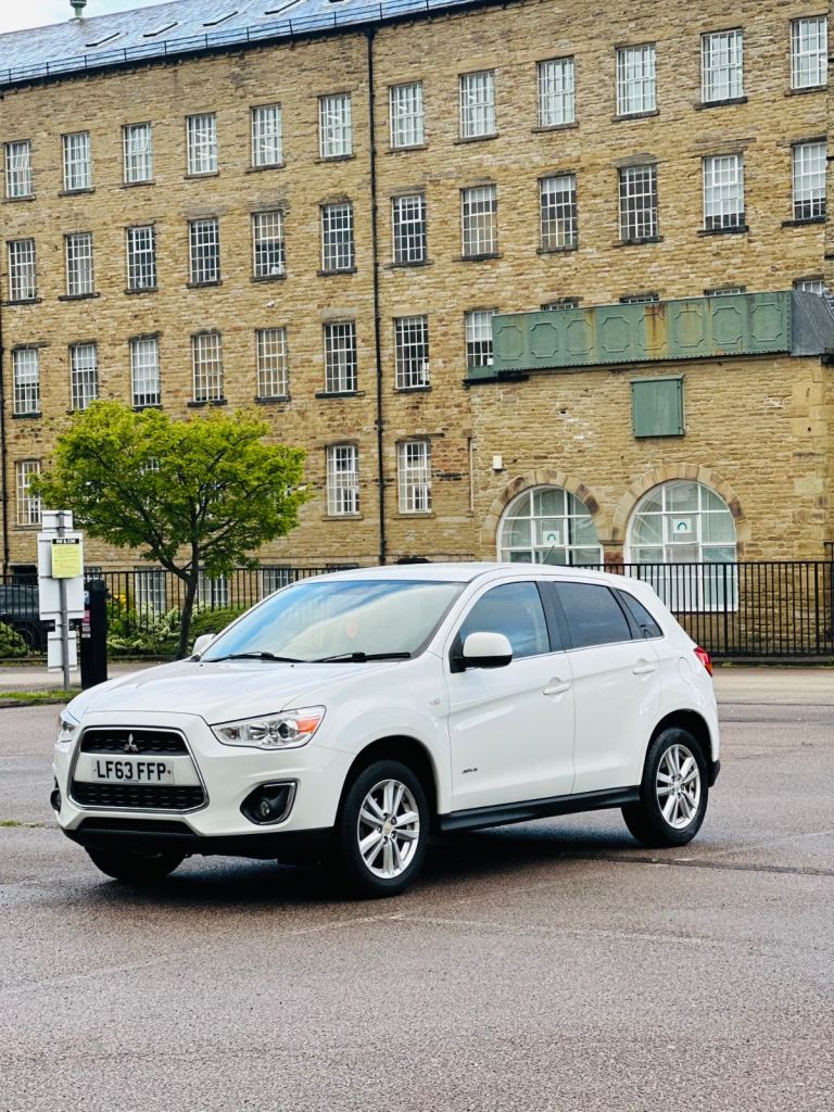 Mitsubishi, ASX, Hatchback, 2014, Manual, 1590 (cc), 5 doors