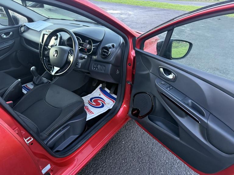 RENAULT CLIO 1.2 Dynamique MediaNav 1.2 16V 75 2015