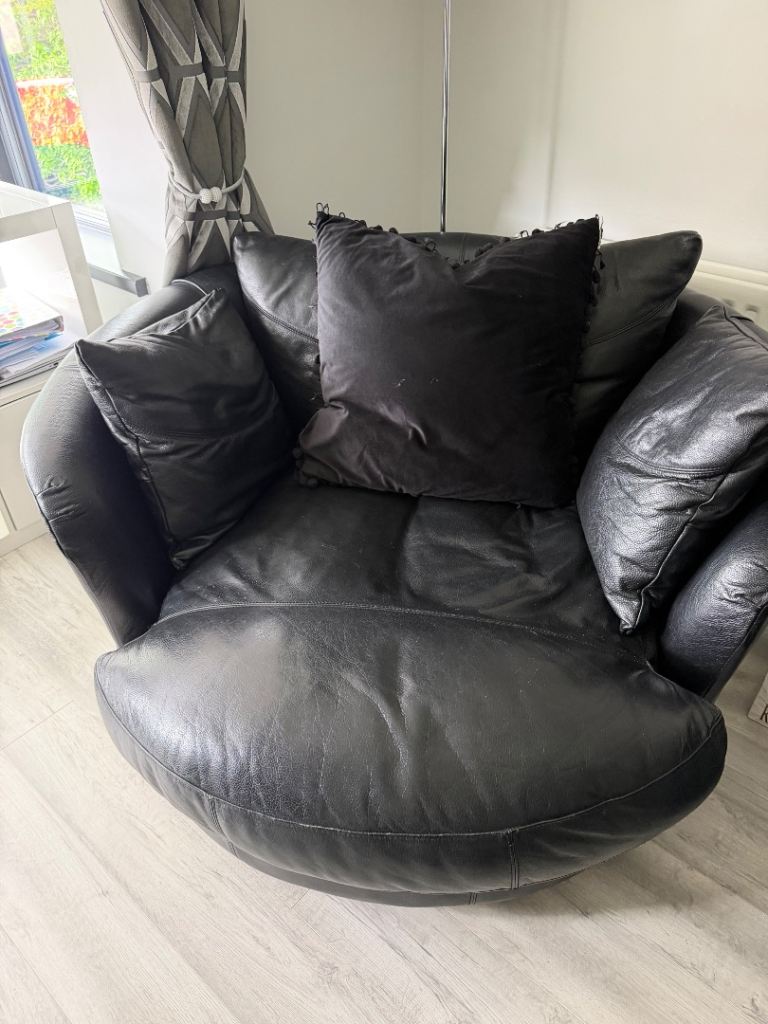 Black Leather Sofa and Chair 