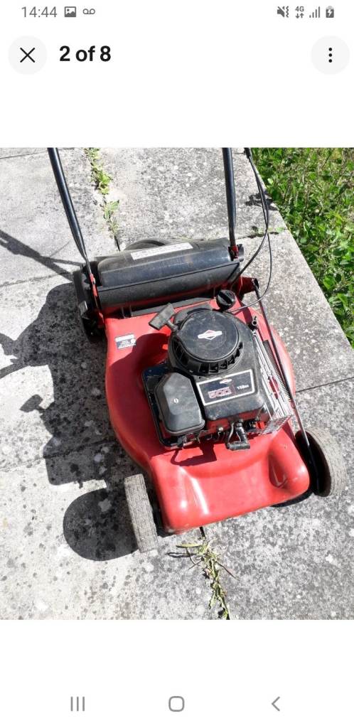 Briggs & Stratton Petrol Lawnmower – Red, Good Condition