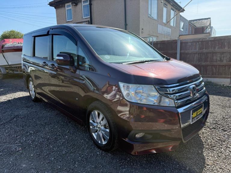 Honda Stepwagon 2.0 Auto Spada 8 Seater MPV RK5 (H10)