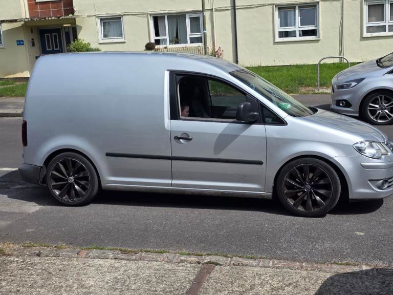 Alloys wheels with tyres 