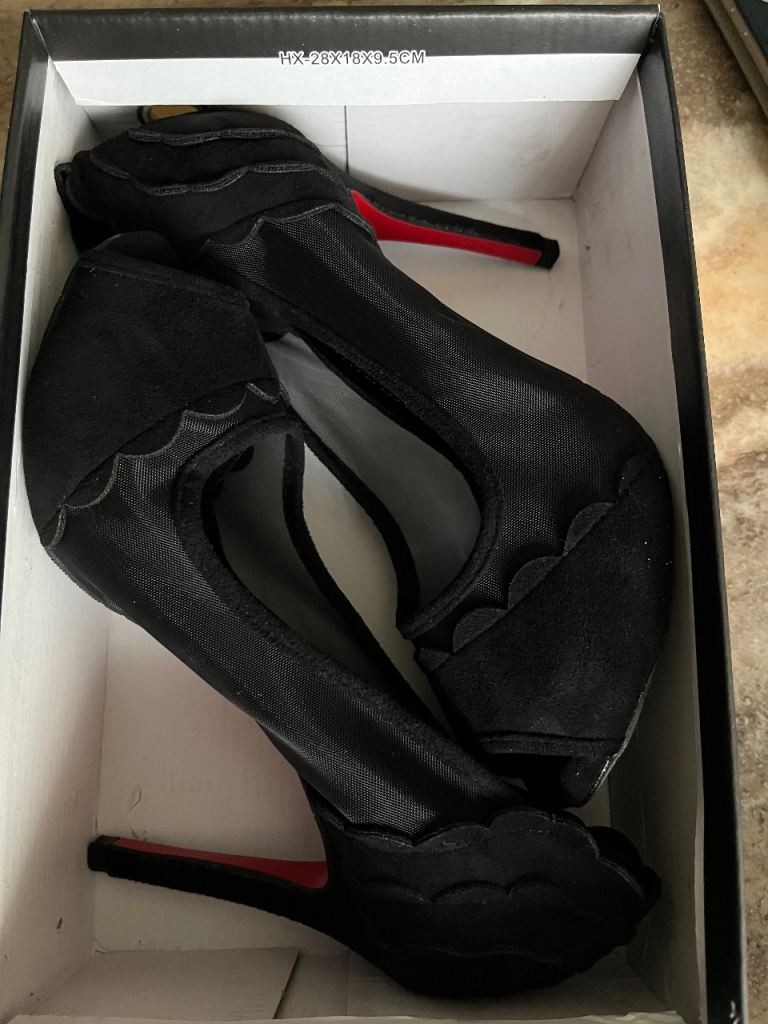 Size 5 black Moermashi shoes 