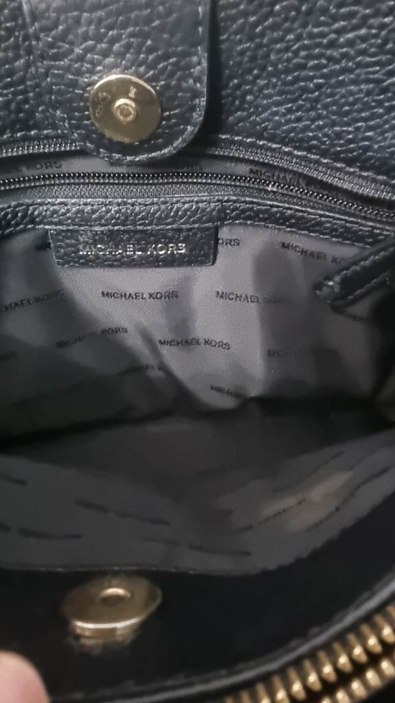 MICHAEL KORS GENUINE LEATHER BAG 