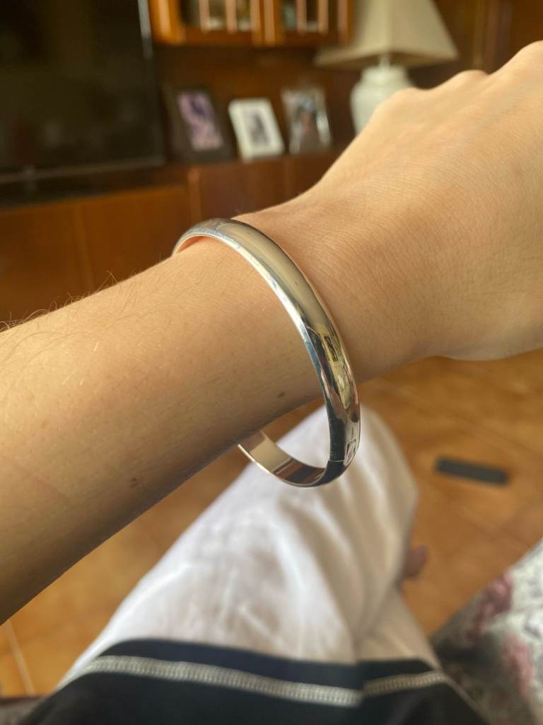 Silver bracelet adjustable Size