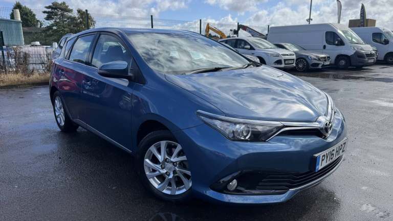 2016 Toyota Auris 1.2T Business Edition 5dr HATCHBACK PETROL Manual
