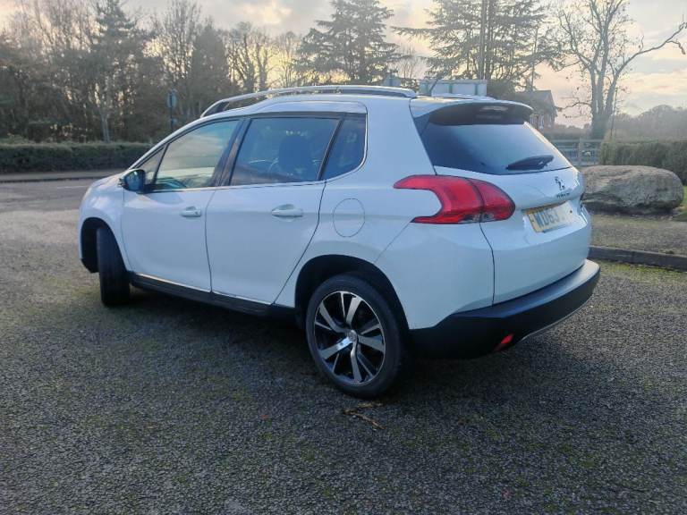 Peugeot, 2008, Hatchback, 2013, Manual, 1560 (cc), 5 doors