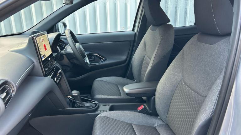  Toyota Yaris Cross 1.5 VVT-h Design SUV 5dr Petrol Hybrid E-CVT Euro 6 (s/s) (116 ps) Petrol/Ele...