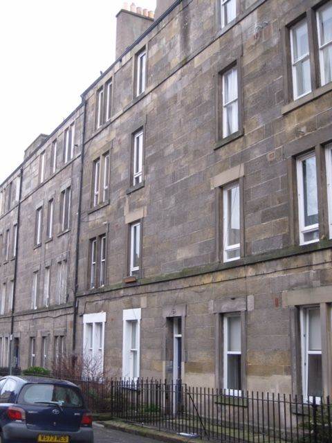 Springwell Place, Dalry, One Bedroom Furnished Flat