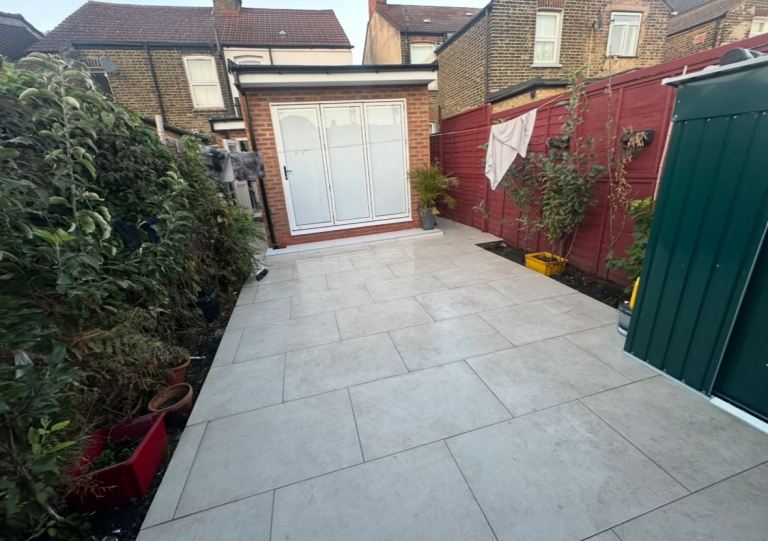 Double bedroom for female £580