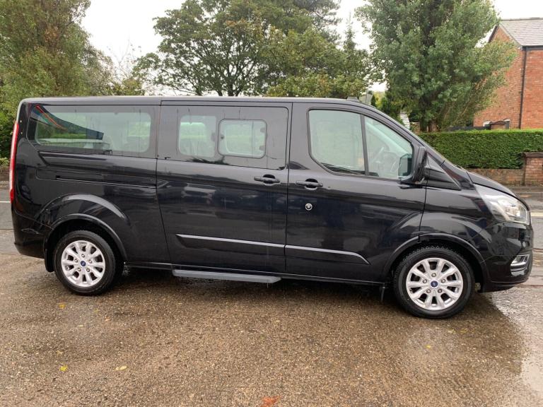 2022 Ford Tourneo Custom 2.0 320 EcoBlue Titanium Minibus Double Cab 5dr Diesel Manual L2 Euro 6 ...