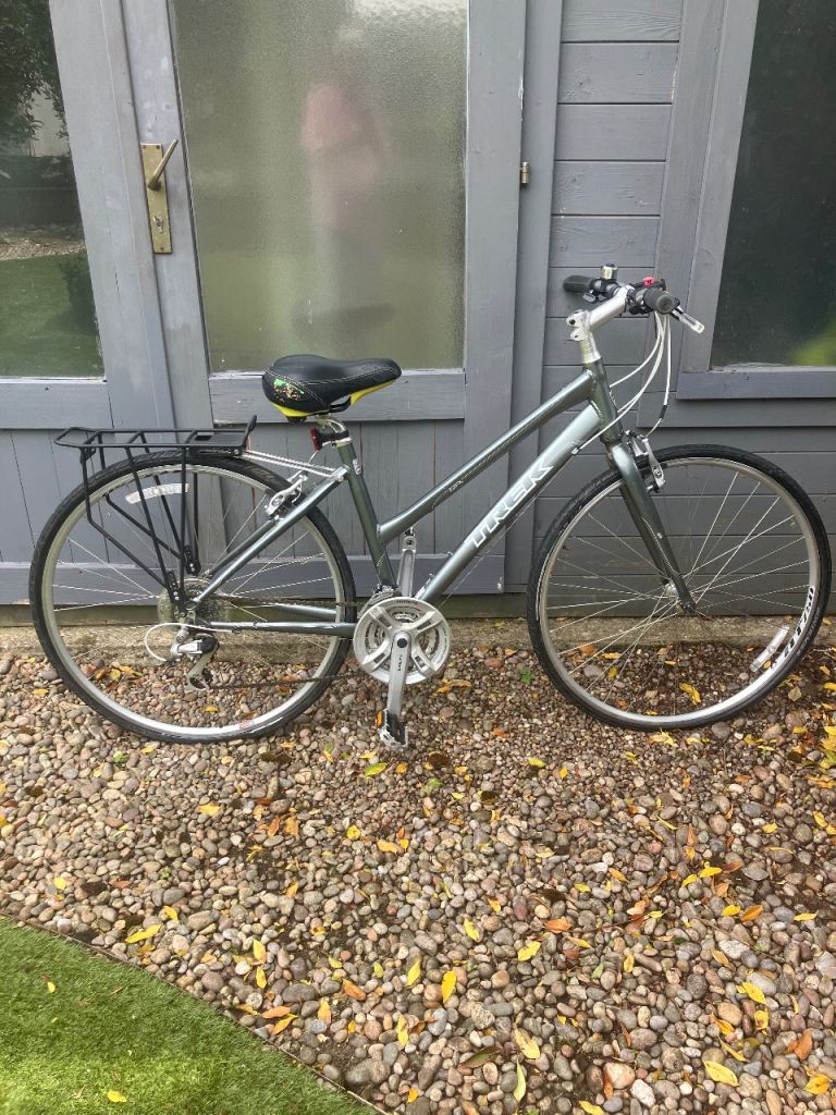 Trek 7.2 FX Hybrid Bike - Good Condition, Grey