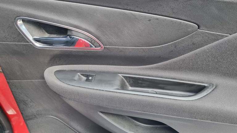 VAUXHALL MOKKA 1.6 Exclusiv 2014