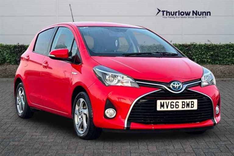 2016 Toyota Yaris 1.5 VVT-h Icon Hatchback 5dr Petrol Hybrid E-CVT Euro 6 (101 ps) Hatchback Hybr...