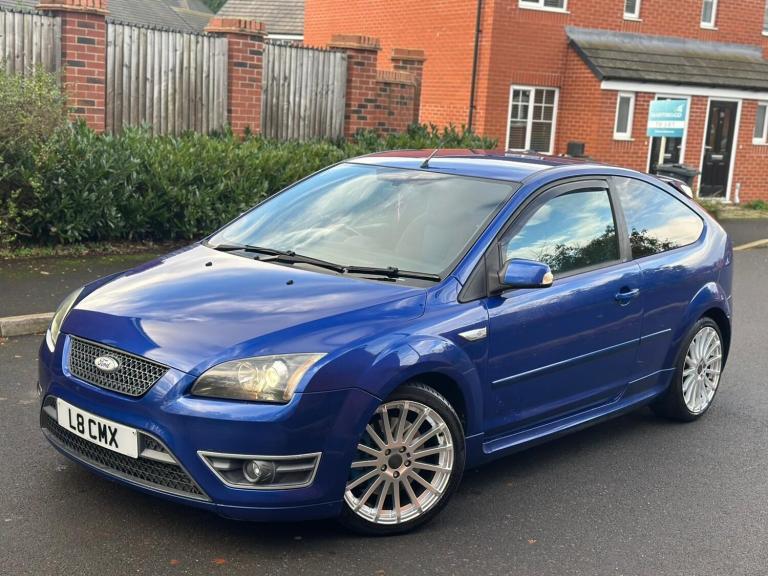 2006 Ford Focus 2.5 ST-2 3dr HATCHBACK Petrol Manual