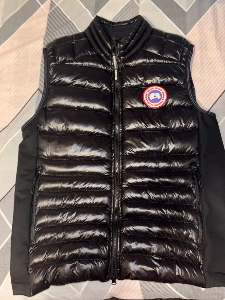 Black Canada goose gilet 