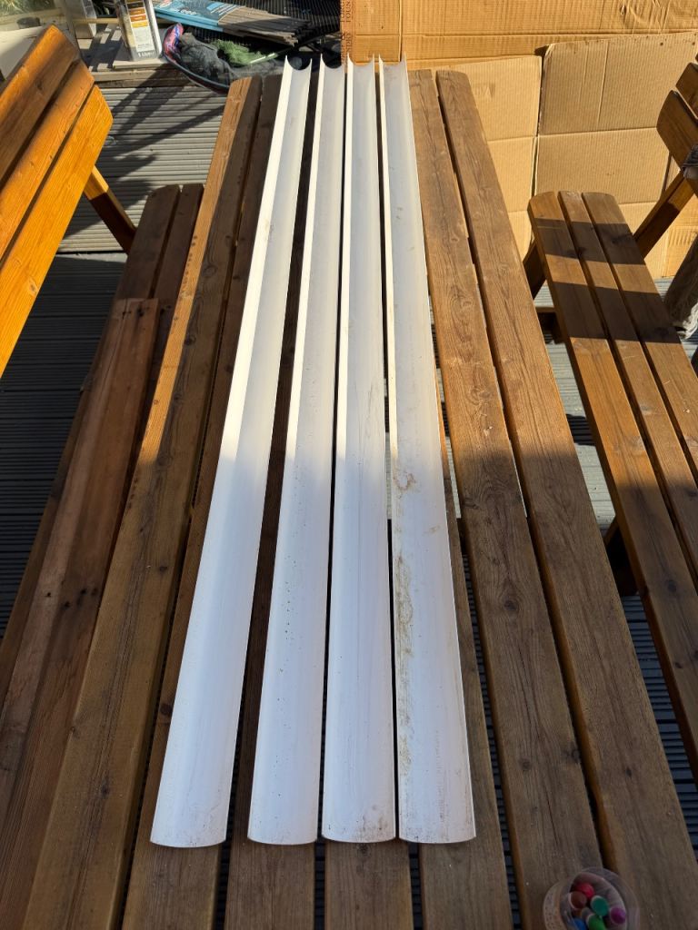 Floplast white guttering 4 pieces 76 mm x 2m each 