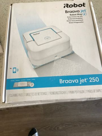 むー様iRobot Braava jet 250 iRobot Braava jet 250 Robot Mop - Brand New, £90.00 for Sale