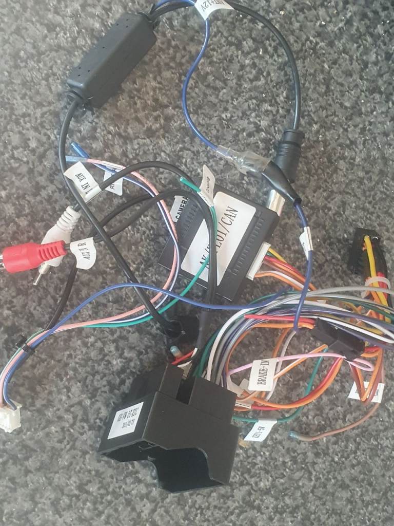 Xtrons entertainment car head unit