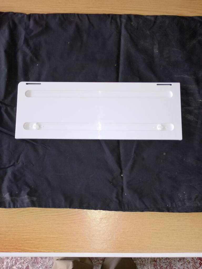Dometic fridge vent cover