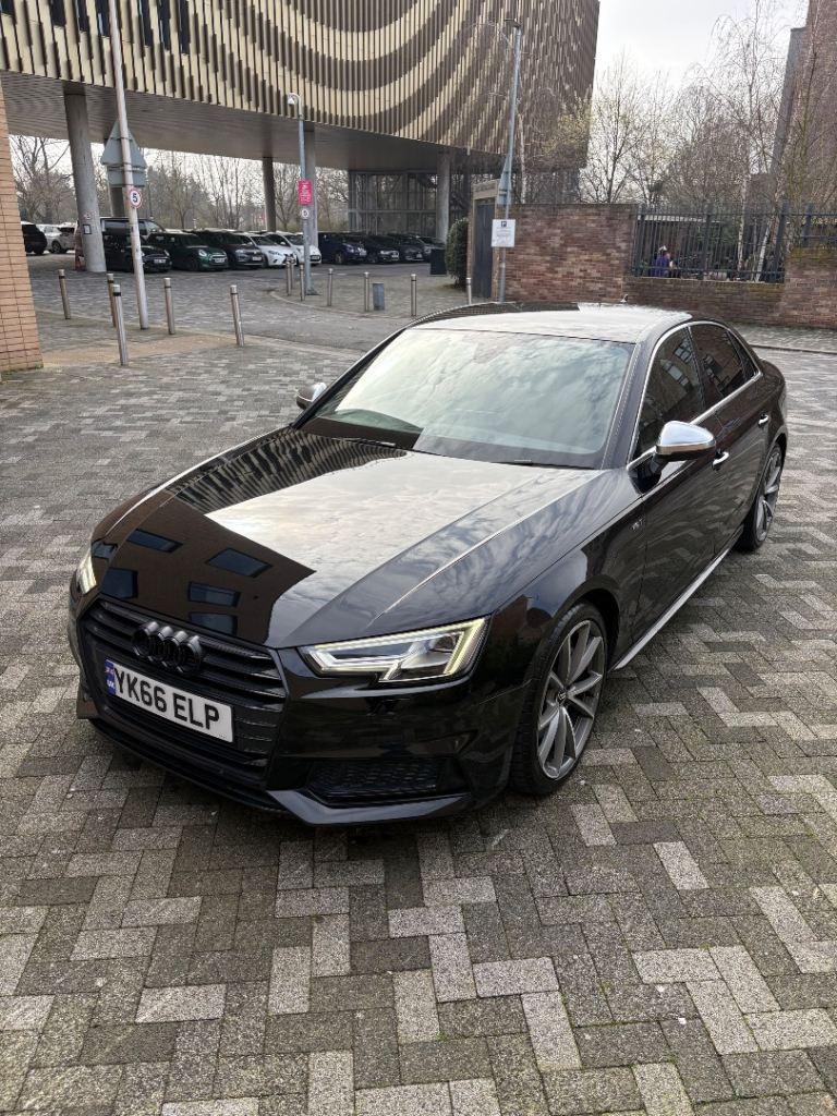 Audi, A4, Saloon, 2017, Semi-Auto, 2995 (cc), 4 doors