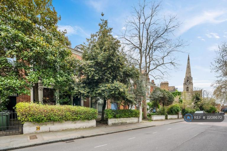 1 bedroom in Knatchbull Road, London, SE5 (#2208670)